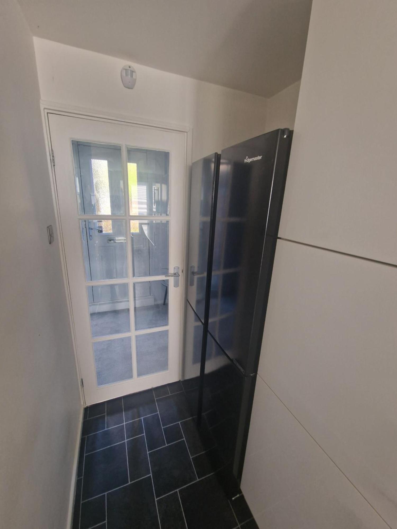 Stylish & Modern 2 Bed House With Free Parking Leeds Appartement Leeds  Buitenkant foto